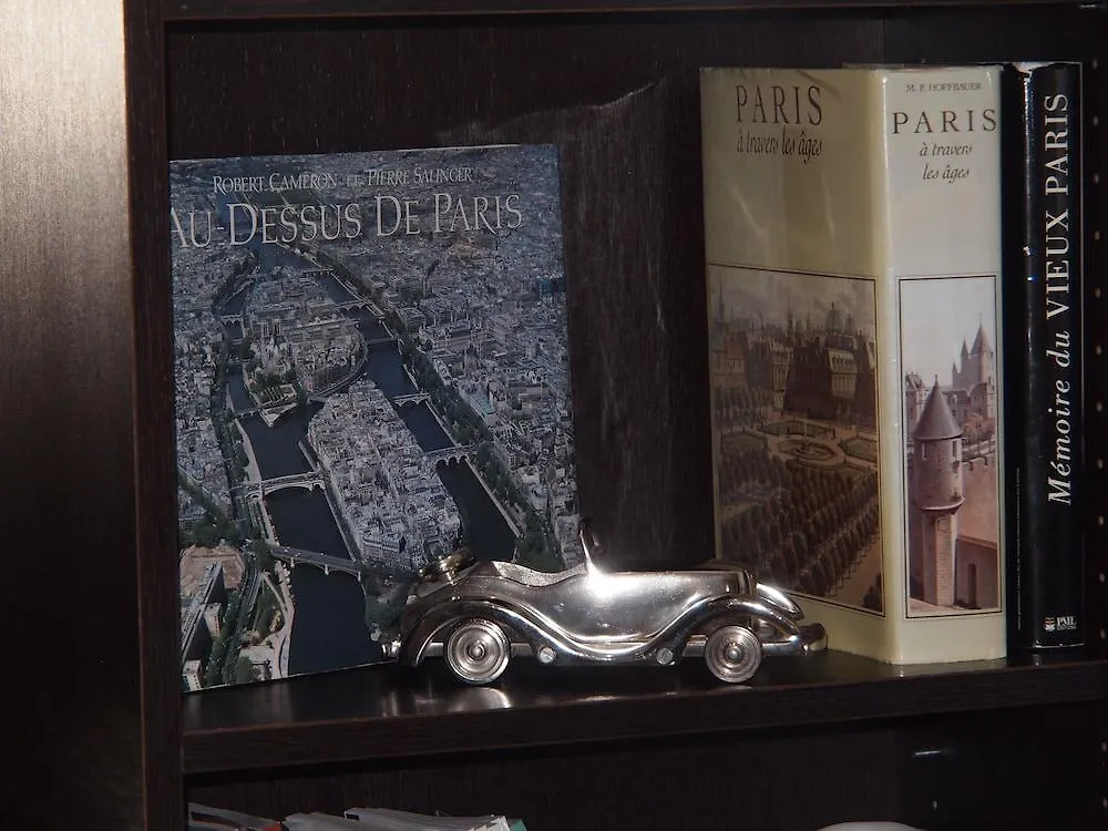 De La Paix Tour Eiffel Hotel